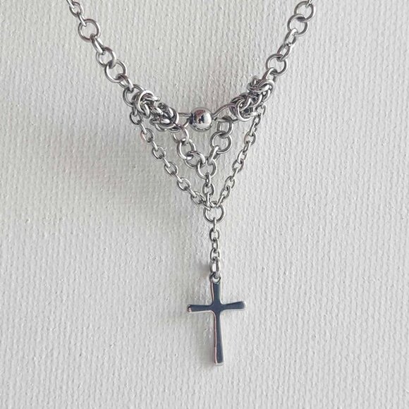 Gothic silver cross chain mail necklace ✦ dainty classic medieval necklace ✦ - Picture 7 of 9
